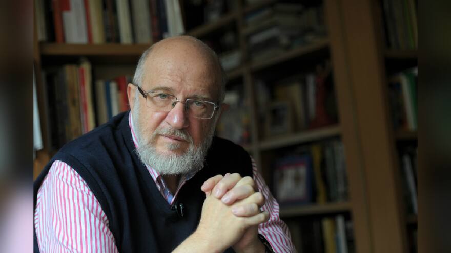 Los golpes de humor que ha resistido Daniel Samper Pizano en el ring