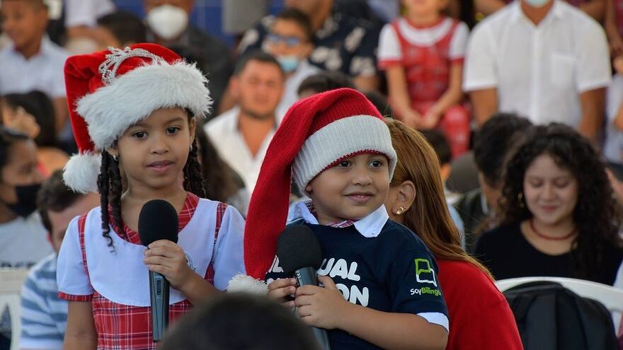 Video: dos niños barranquilleros cantaron en inglés ‘Mi burrito sabanero’