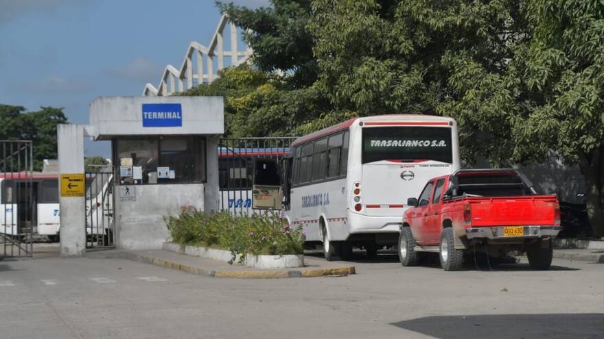 Criminales en moto roban oficina de recaudo de empresa Trasalianco