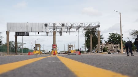 Frentes ‘Luciano Ariza’ y ‘Seis de Diciembre’ del ELN estarían detrás del atentado a peaje en La Guajira