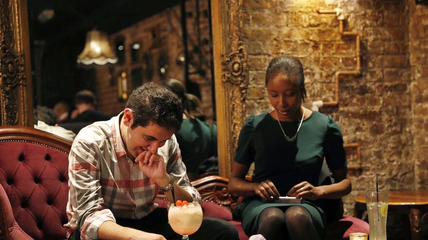 En Londres, un Scrabble erótico para unir parejas