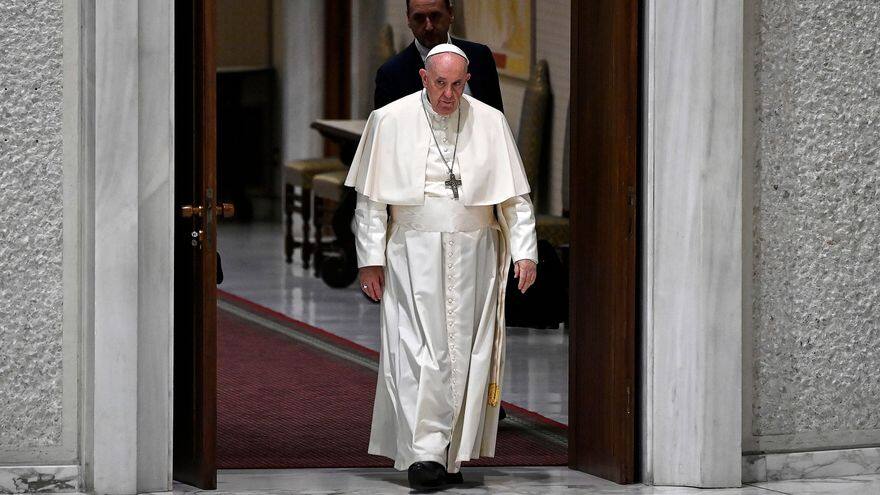 El papa pide a la Iglesia de América Latina que escuchen a los más pobres