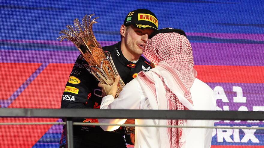 GP de Arabia Saudí: Verstappen se aferra al trono