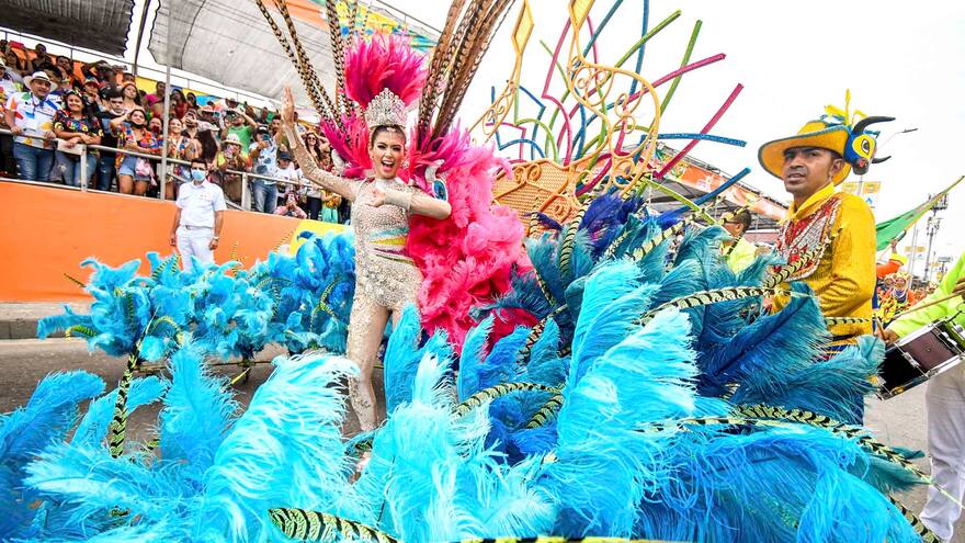 Un mar de fantasía y tradición recorrió la Vía 40