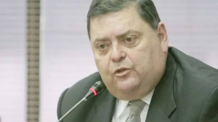 Exsenador Álvaro García se queda sin defensor en el proceso por desplazamiento forzado