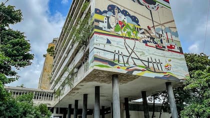 Desalojo, la única opción para vieja sede de la Alcaldía de Barranquilla