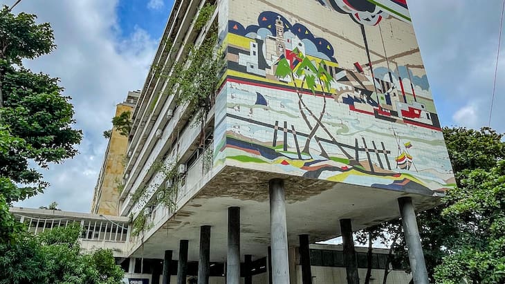 Desalojo, la única opción para vieja sede de la Alcaldía de Barranquilla