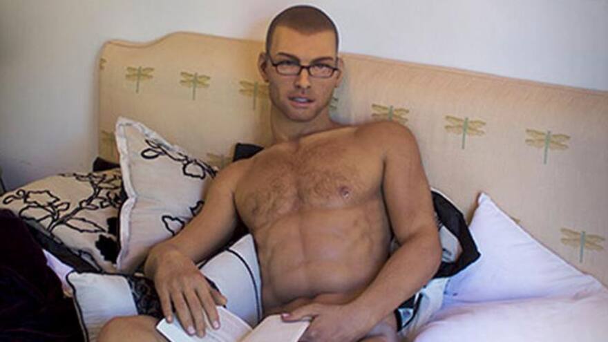 En video | ‘Gabriel’, el primer muñeco sexual para mujeres