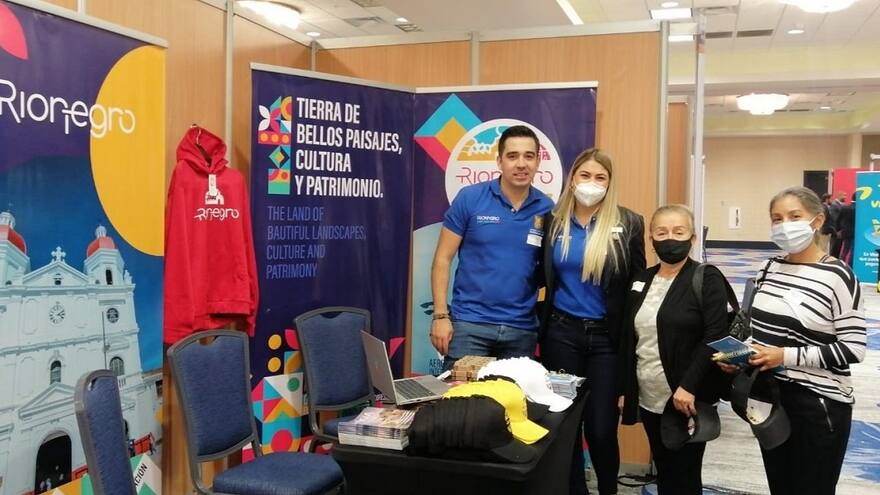 Feria de servicios del Gobierno nacional para colombianos en Orlando