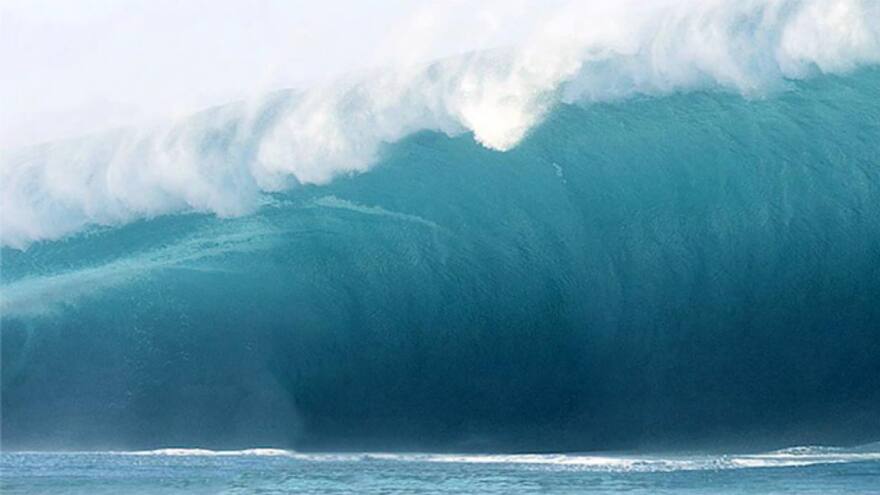 Observan tsunami de hasta medio metro tras terremoto de 7,1 en Japón