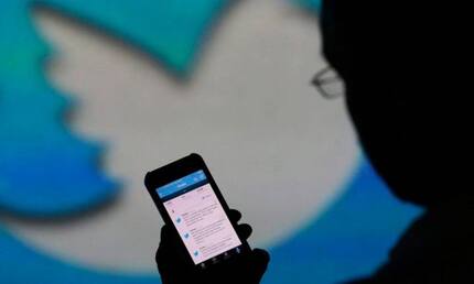 Twitter marcará los mensajes engañosos sobre la vacuna de covid