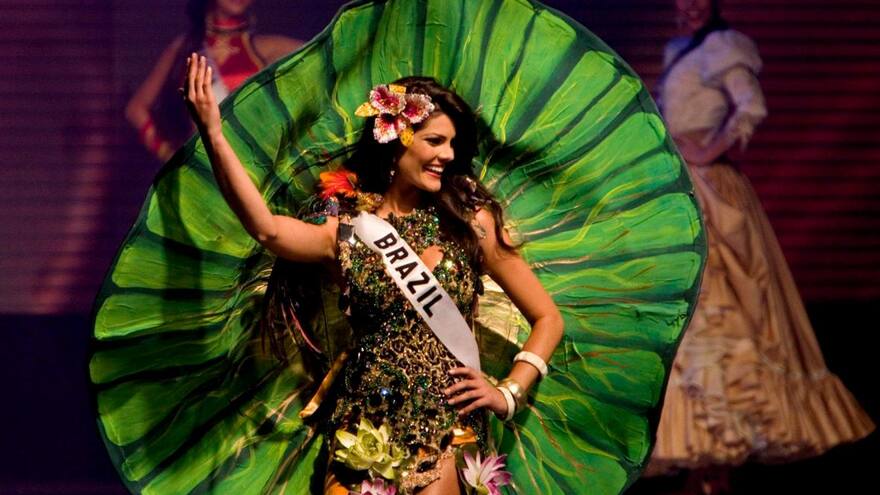 La ex Miss Brasil Natália Anderle reaparece tras ser dada por desaparecida