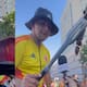 Millonaria cifra ganó colombiano vendiendo chuzos en partido de la Selección