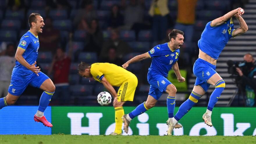 Artem Dovbyk hace historia en Ucrania que se cita con Inglaterra