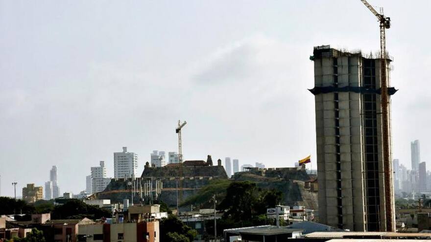 Sancionan al constructor y promotor del edificio Aquarela, en Cartagena