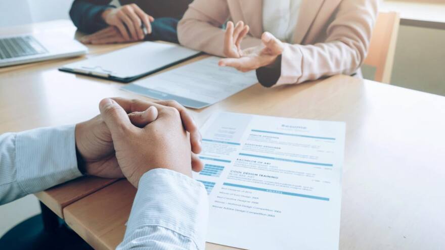 ¿Cómo soltarse en una entrevista laboral?