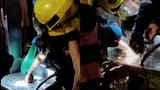 Video: joven quedó con el dedo atrapado en banca del MIO en Cali y fue rescatada por bomberos