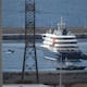 Comienza el desembarco de los primeros pasajeros del crucero MV Hondius