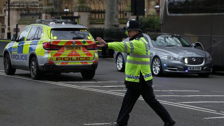 Un atentado causa cuatro muertos y caos en el corazón del poder británico