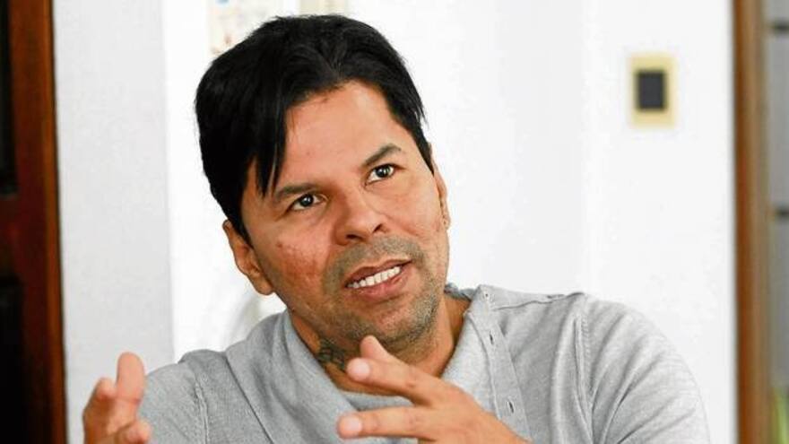 Efraim Medina lanzará nueva novela en la Alianza Francesa