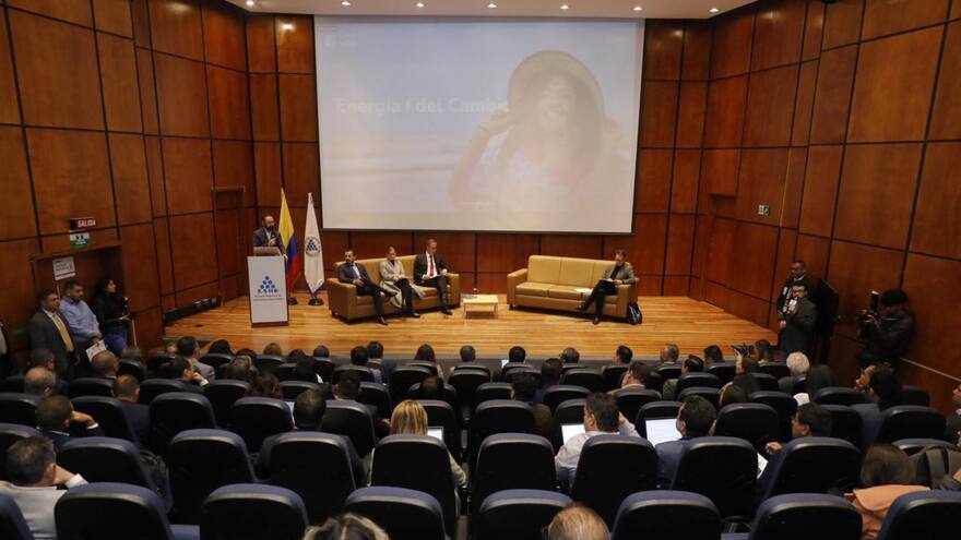 Universidades harán aportes al proceso de transición energética