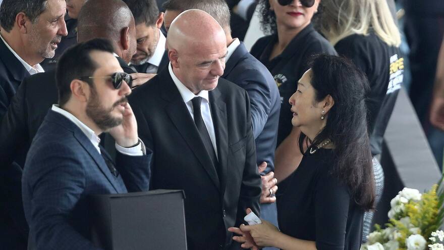 FIFA le pedirá a todos los países miembros que bauticen al menos un estadio con el nombre de Pelé