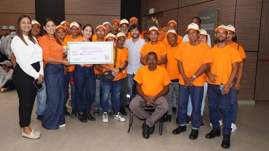 Fortalecen prestación de servicios de recicladores en Barranquilla