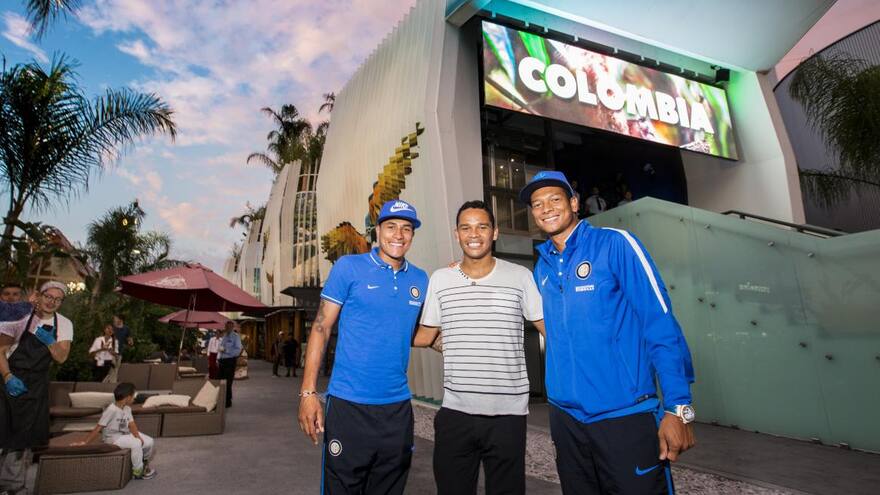 Bacca, Guarín y Murillo asisten al pabellón de Colombia en Expo Milán