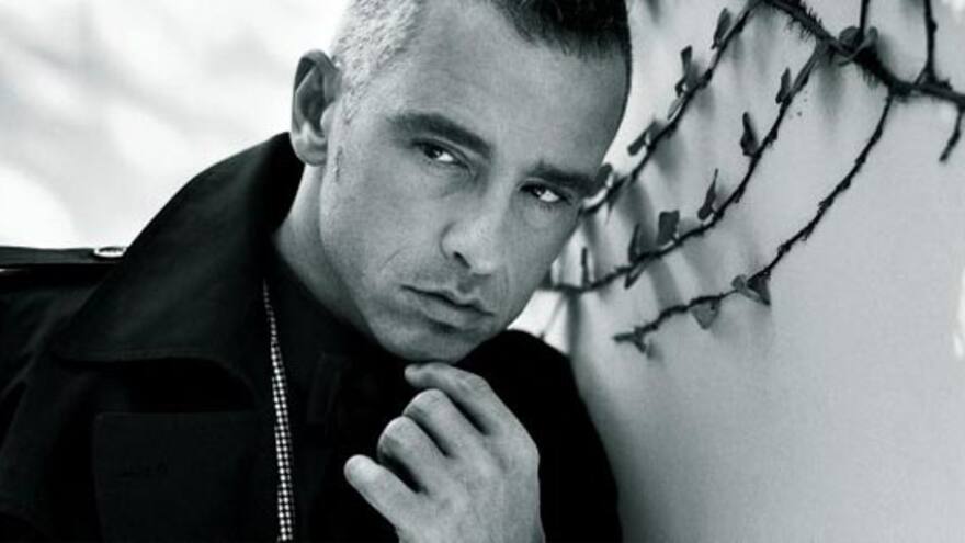 Eros Ramazzotti celebra su 50 cumpleaños con el lanzamiento de un nuevo tema