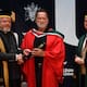 Arnold Schwarzenegger recibe doctorado honoris causa de la Universidad del Ulster