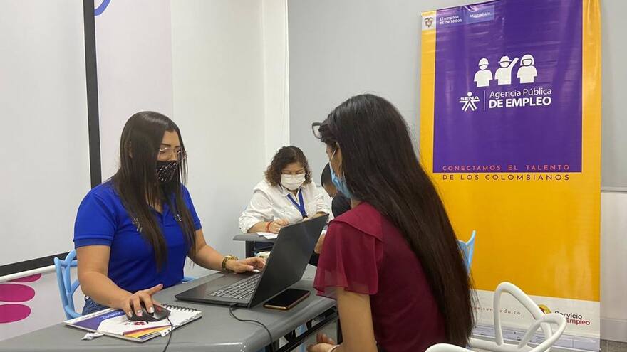 Convocatoria de empleo: Sena y Gralco ofrecen 600 vacantes para mujeres