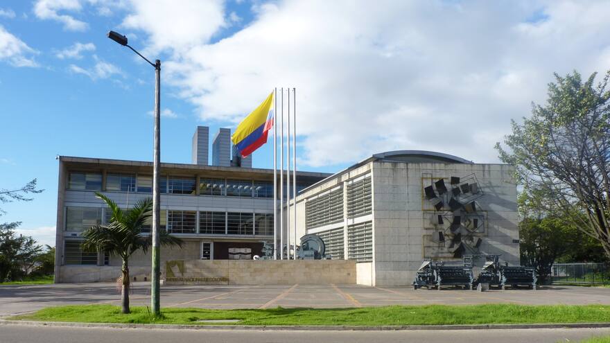 Procuraduría indaga a la Imprenta Nacional por subcontratos para la producción de cédulas de extranjería