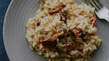 ¿Por qué debe evitar comer el arroz que sobró al día siguiente?