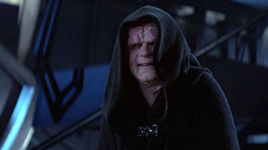 TikTok: Mujer le rezó a Palpatine, un villano de Star Wars, durante 15 años pensando que era un santo