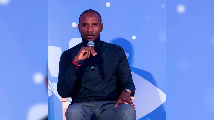 Esposa de Eric Abidal pide el divorcio por supuesta infidelidad con Hamraoui