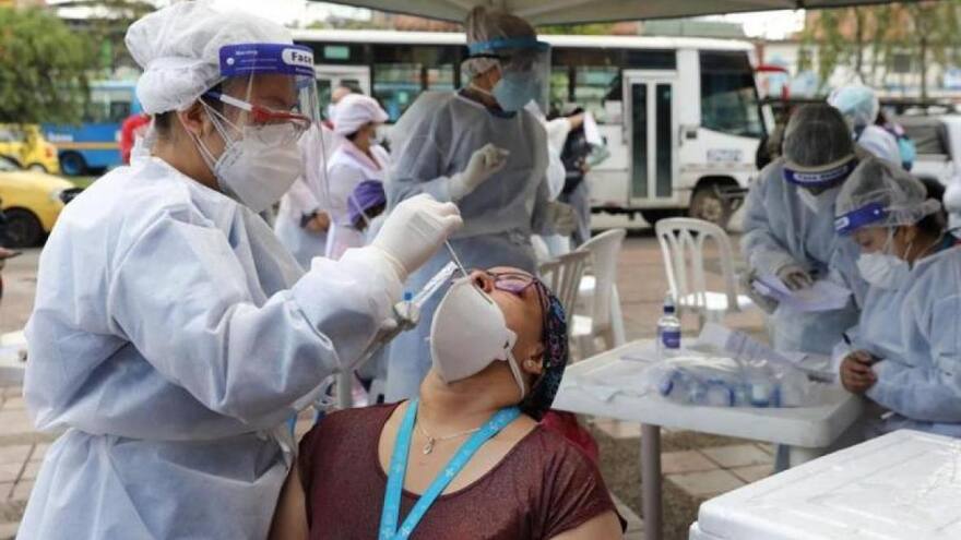 Una de cada diez personas que tuvo covid-19 padece el síndrome poscovid: OPS