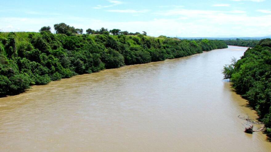 Niño de 4 años se ahogó tras caer el río Magdalena en Puerto Boyacá