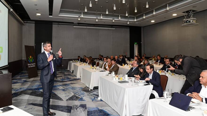 Presidente del Banco Agrario reporta 225 mil nuevos clientes
