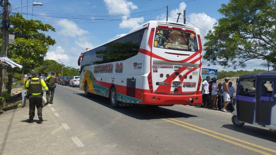 Con vías de hecho levantan Plan de Manejo sobre el puente de La Caimanera en la vía Tolú-Coveñas