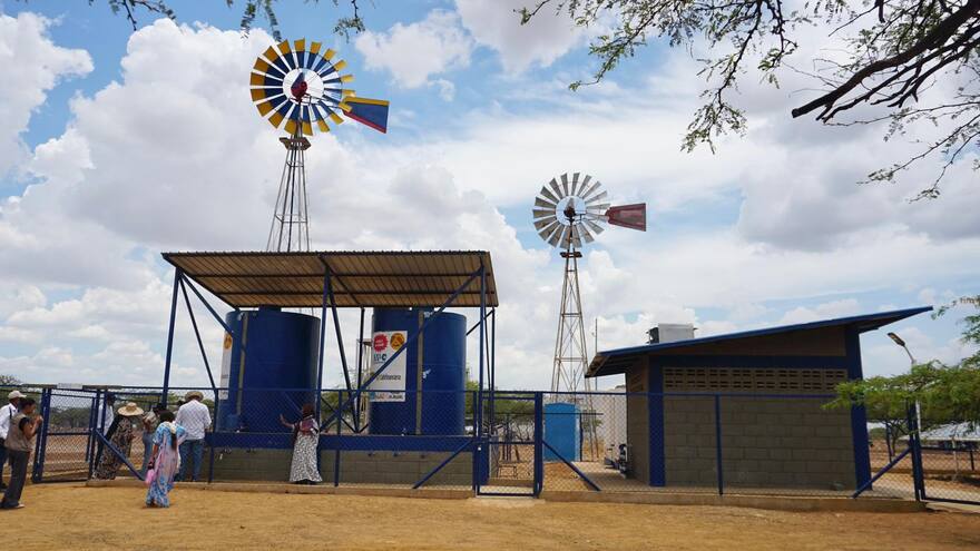 Gobernación de La Guajira y Fenoge visitan comunidad Yotojorotshi para evaluar proyecto de equidad de Air-e