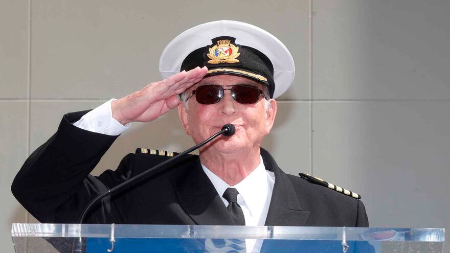 ‘El crucero del amor’ se quedó sin su icónico capitán Gavin MacLeod