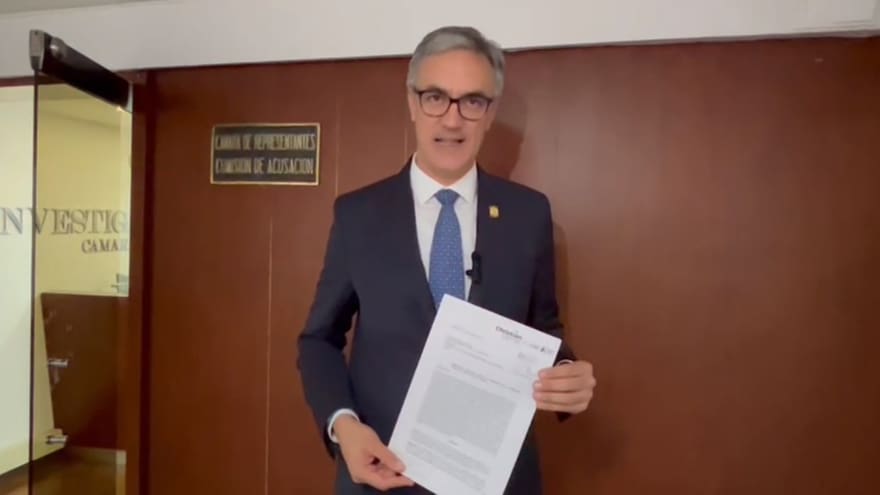 Denuncian a Gustavo Petro ante la Comisión de Acusaciones por presuntas anomalías en campaña