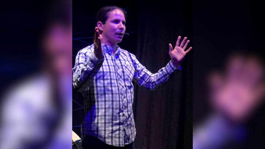 ‘Lecturas vitales’ se toma esta noche a Luneta 50