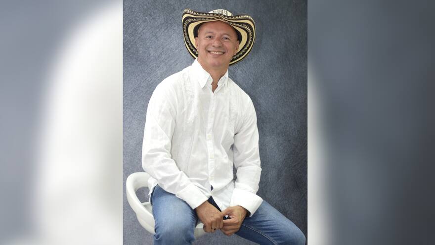 Un cordobés es el único colombiano entre los 50 finalistas a mejor profesor del mundo