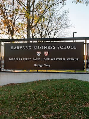 Trump vs Harvard