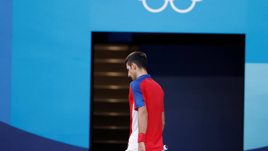 ¿Presión para Djokovic? El serbio se retiró del duelo por el bronce en mixtos