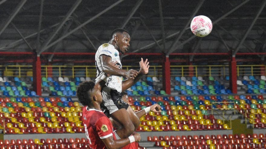 Llaneros 4, Barranquilla FC 2: aterrizaje forzoso