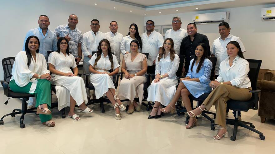 Alcaldía de Puerto Colombia: posesionan a los primeros funcionarios del gabinete del alcalde Plinio Cedeño