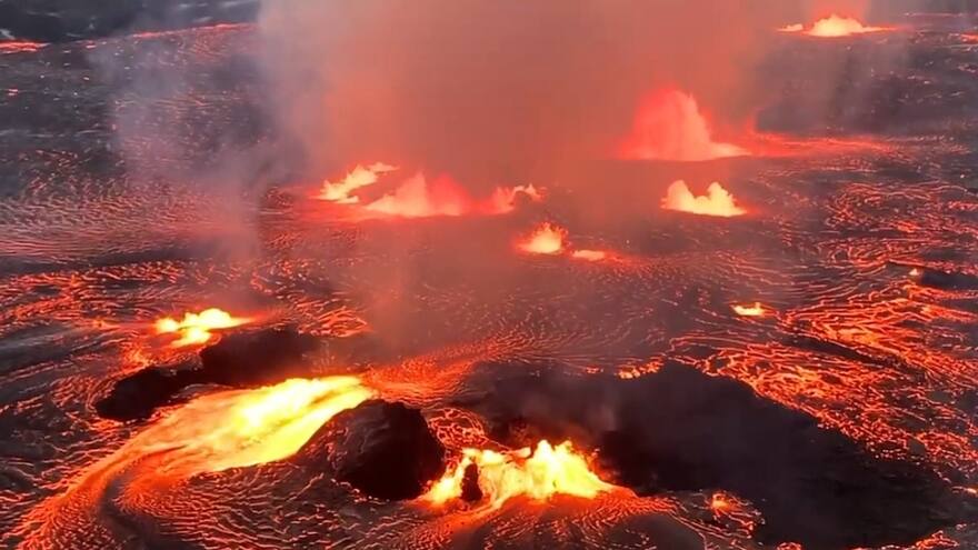 En video: impresionantes imágenes del volcán Kilauea, en Hawái, en erupción
