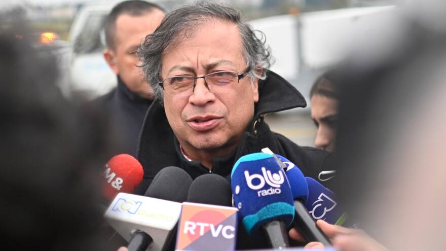 'Mindefensa es perseguido por su lucha contra la impunidad': Petro